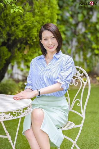 望月瞳(Mochizuki-Hitomi)出道作品SDNM-358磁力链接在线播放